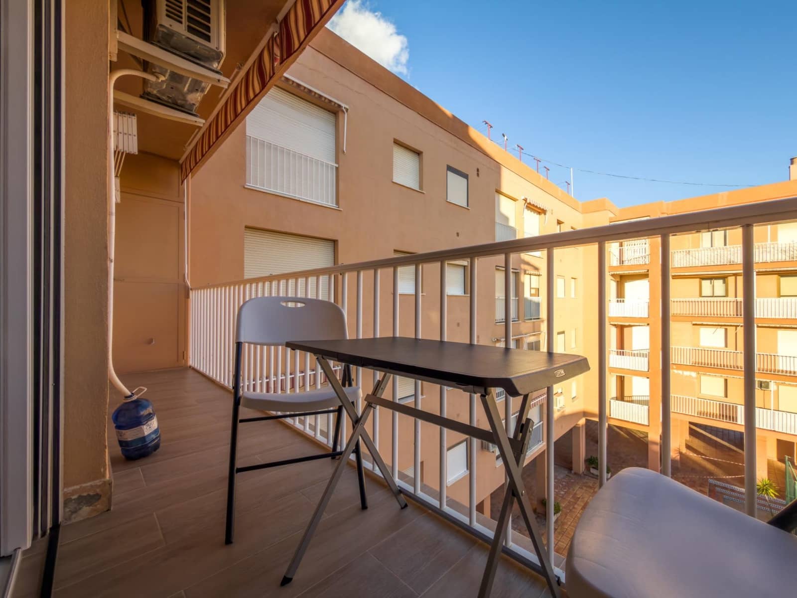 2 bedroom Flat for sale in Salobrena with pool garage - € 259,000 (Ref: 9513388)