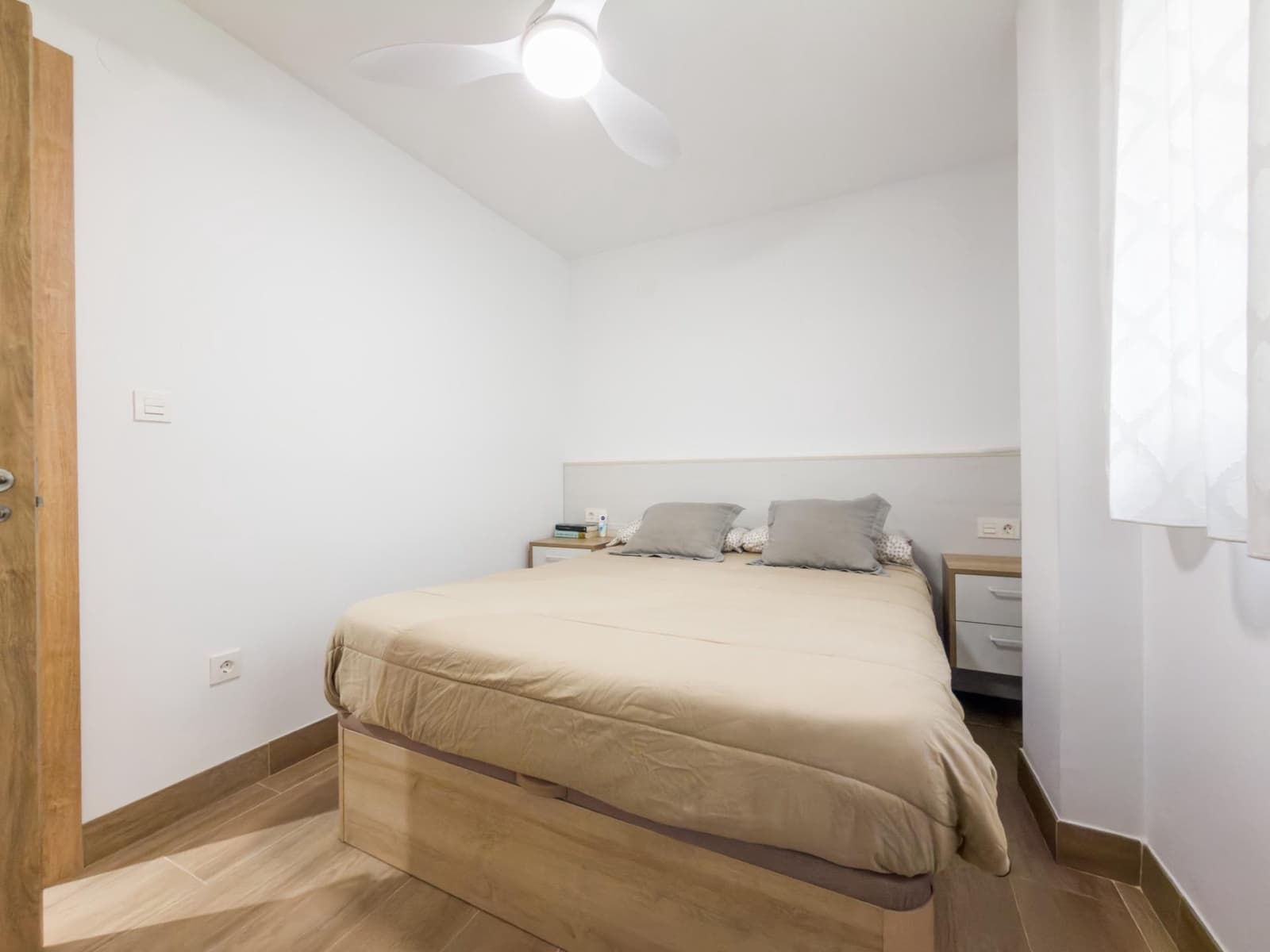 2 bedroom Flat for sale in Salobrena with pool garage - € 259,000 (Ref: 9513388)