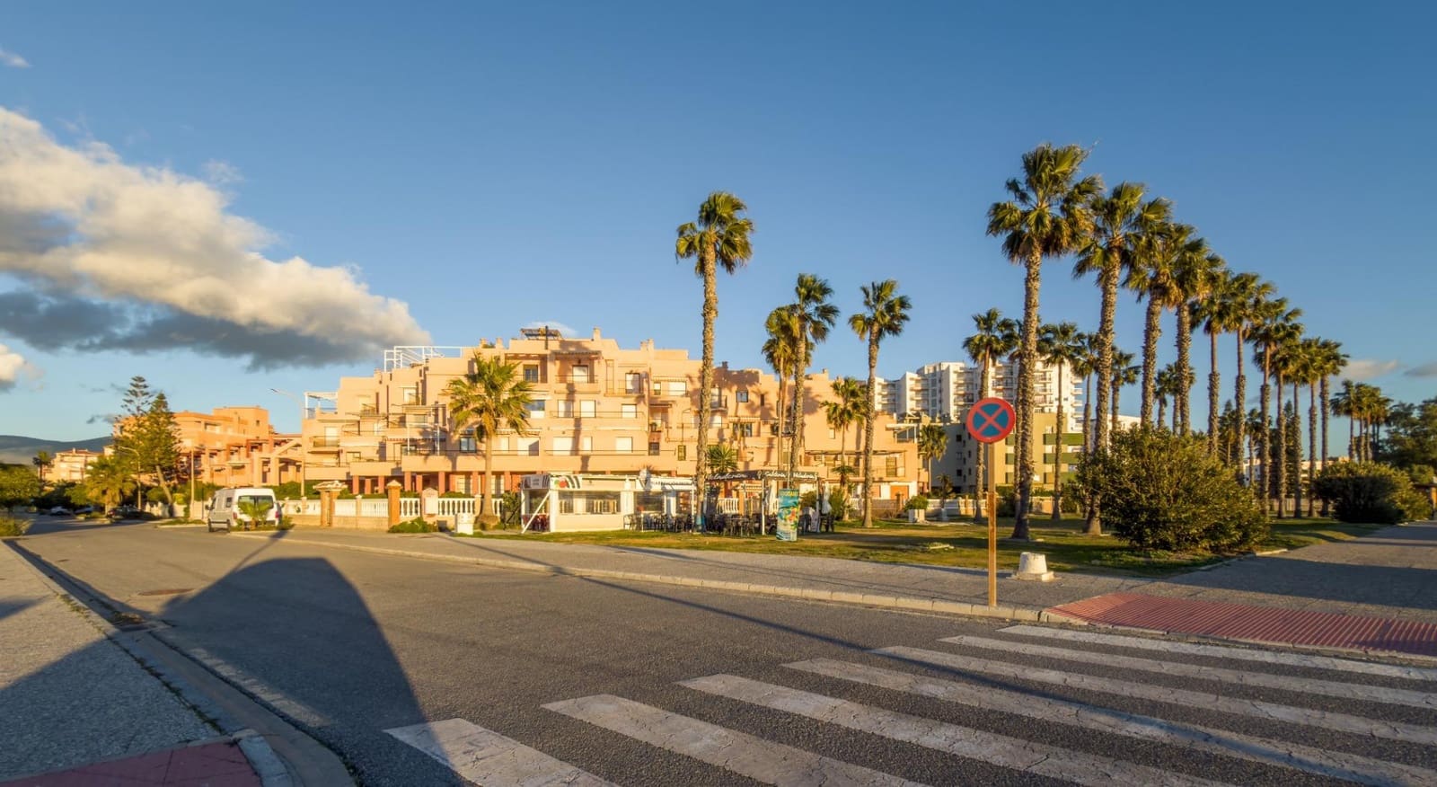 2 bedroom Flat for sale in Salobrena with pool garage - € 259,000 (Ref: 9513388)