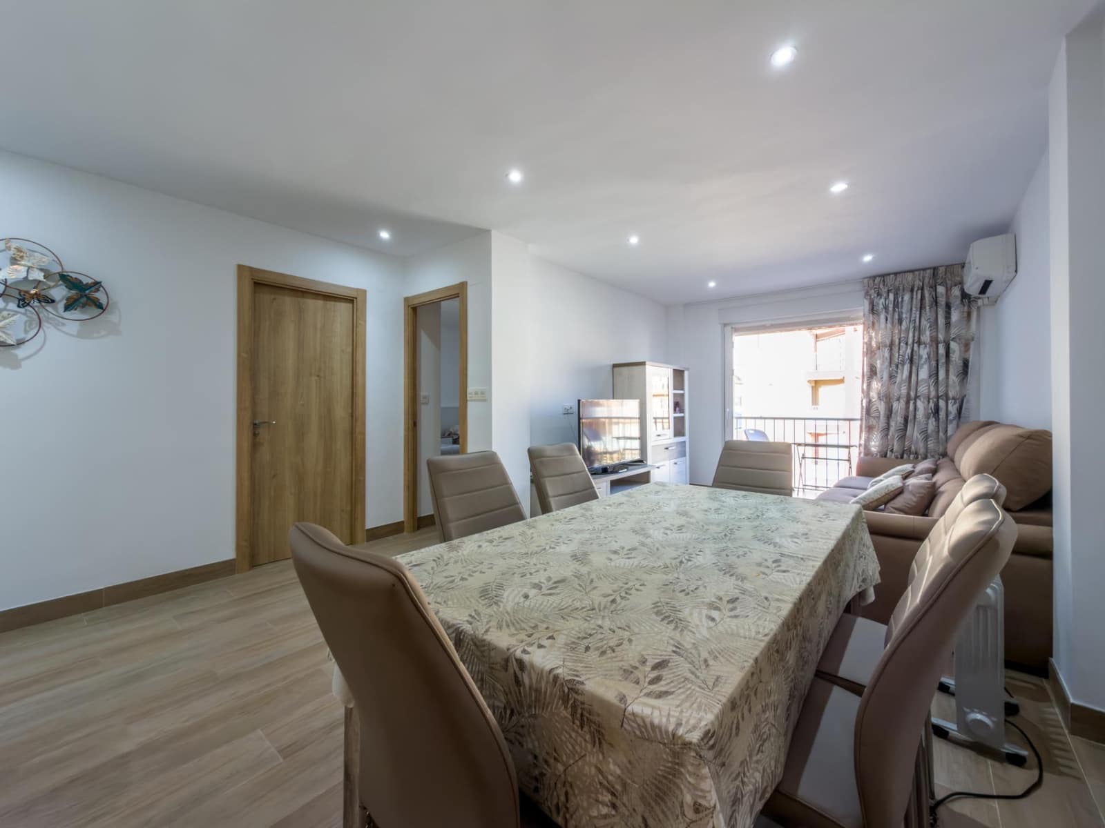 2 bedroom Flat for sale in Salobrena with pool garage - € 259,000 (Ref: 9513388)