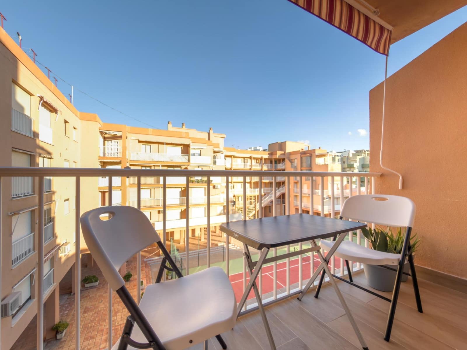 2 bedroom Flat for sale in Salobrena with pool garage - € 259,000 (Ref: 9513388)