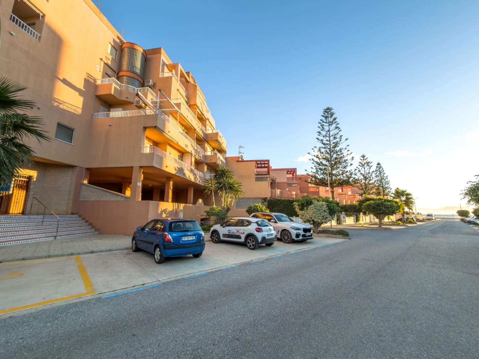 2 bedroom Flat for sale in Salobrena with pool garage - € 259,000 (Ref: 9513388)