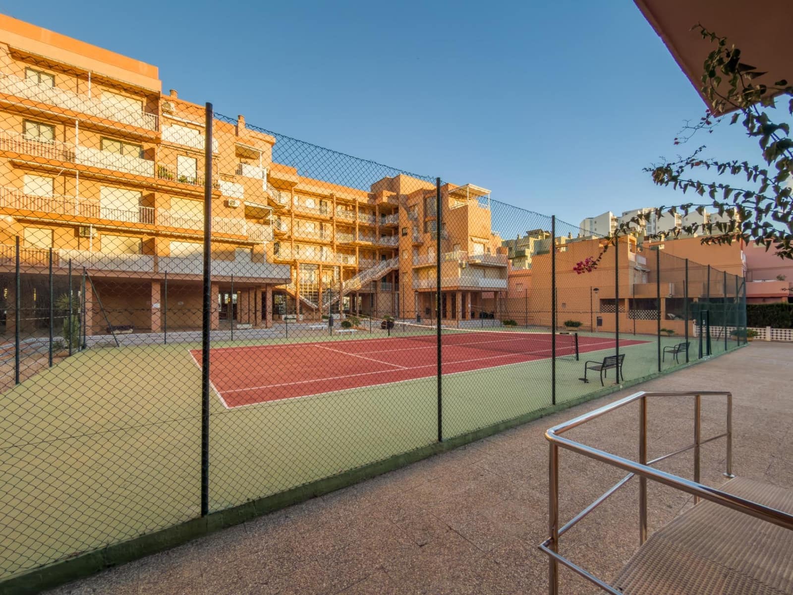 2 bedroom Flat for sale in Salobrena with pool garage - € 259,000 (Ref: 9513388)