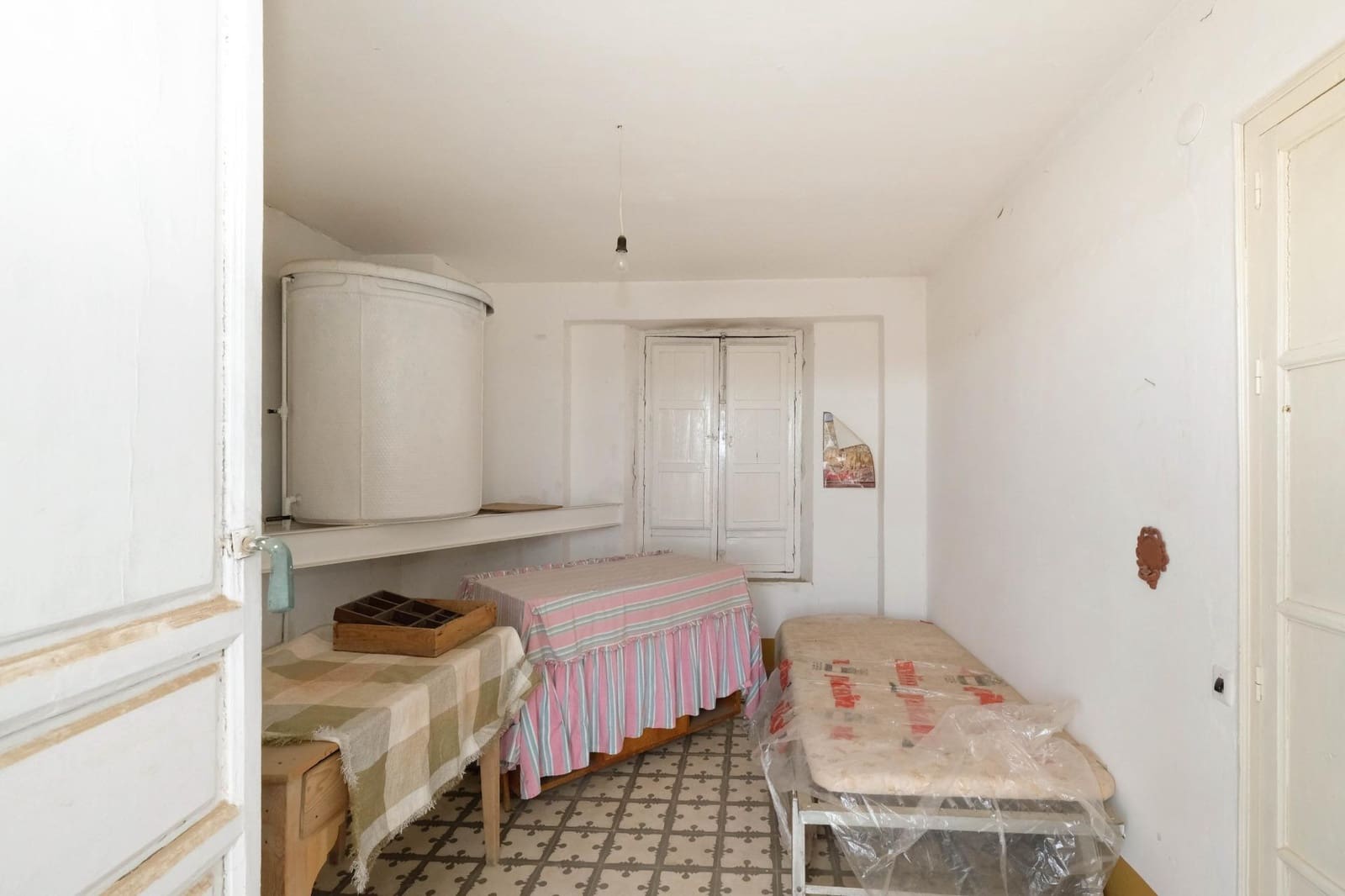 13 sovrum Finca/Hus på landet till salu i La Zubia - 350 000 € (Ref: 9513389)