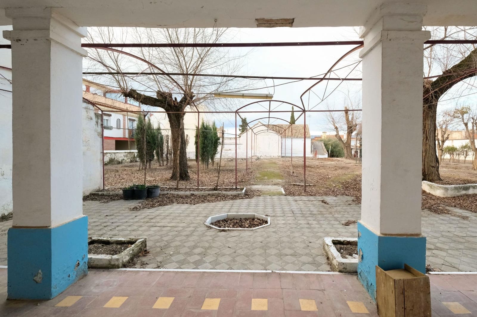 13 sovrum Finca/Hus på landet till salu i La Zubia - 350 000 € (Ref: 9513389)