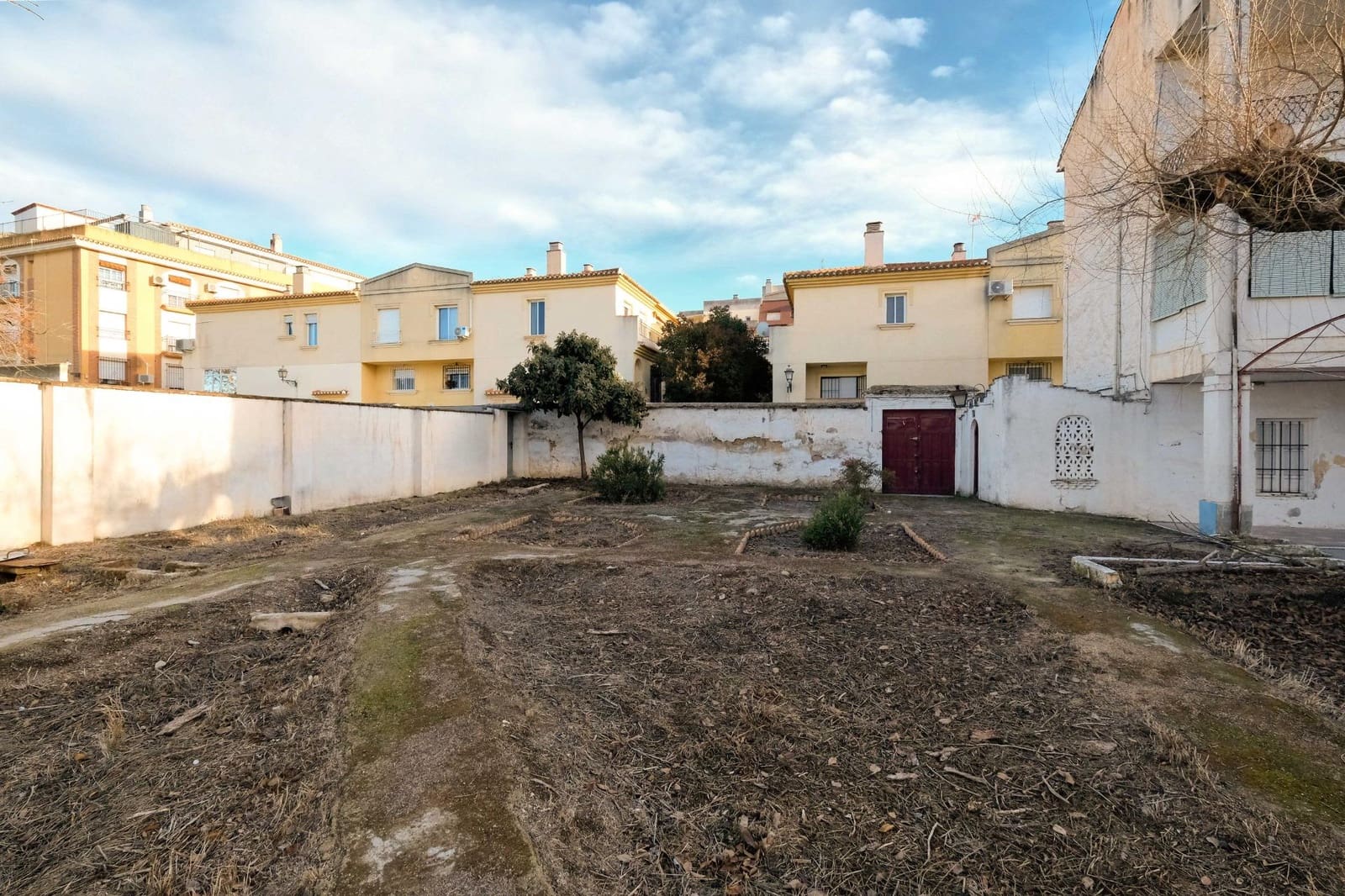 13 sovrum Finca/Hus på landet till salu i La Zubia - 350 000 € (Ref: 9513389)