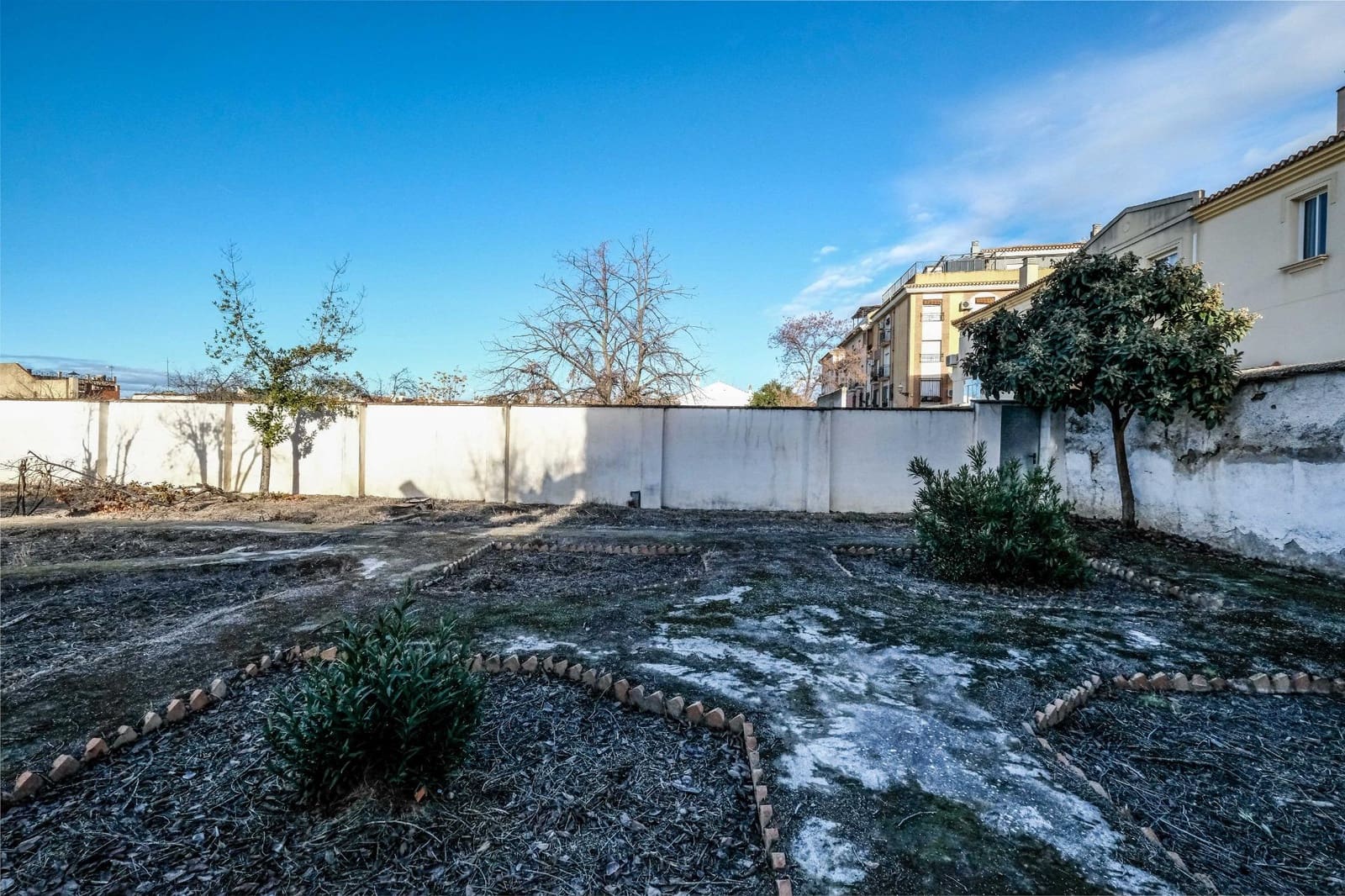 13 sovrum Finca/Hus på landet till salu i La Zubia - 350 000 € (Ref: 9513389)