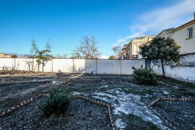 13 sovrum Finca/Hus på landet till salu i La Zubia - 350 000 € (Ref: 9513389)