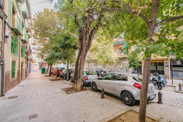 Apartamento de 4 habitaciones en Centro, Granada ciudad en venta - 440.000 € (Ref: 9524756)