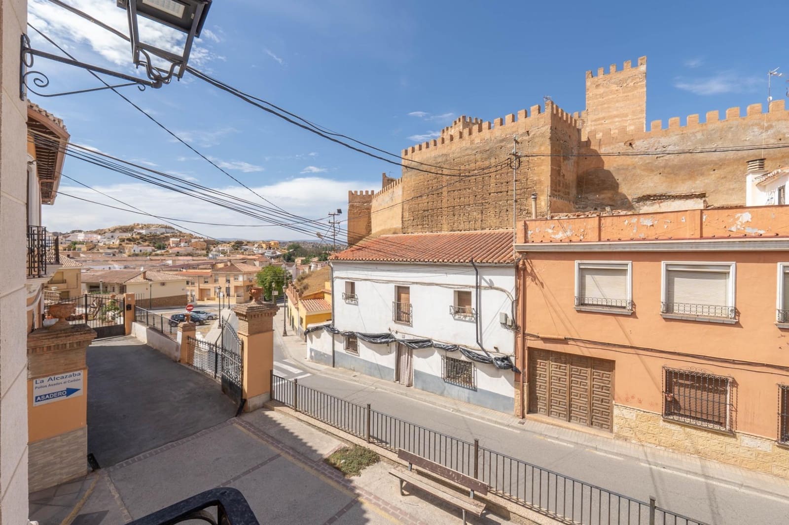 11 sypialnia Apartament na sprzedaż w Guadix z garażem - 300 000 € (Ref: 9524758)