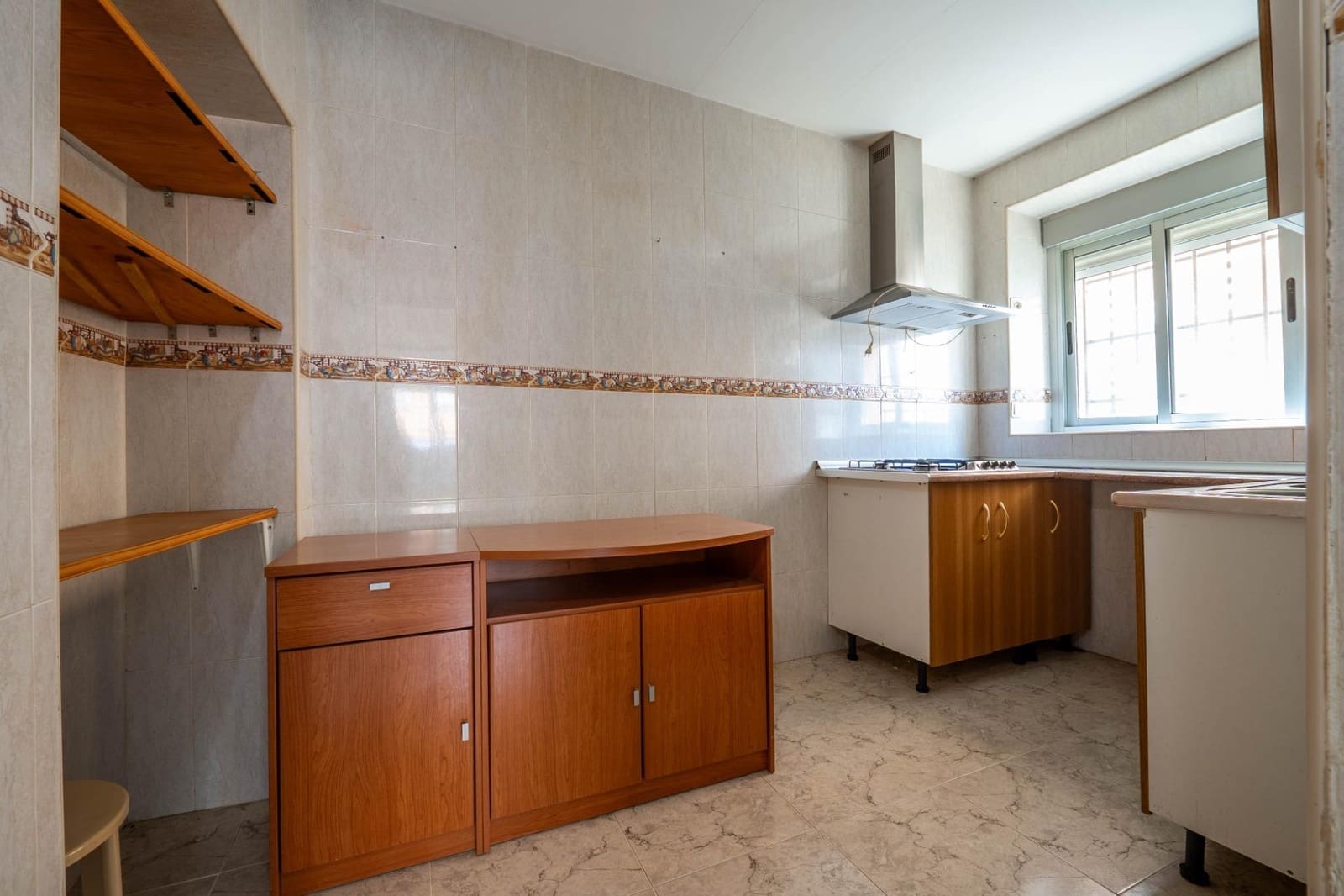 11 sypialnia Apartament na sprzedaż w Guadix z garażem - 300 000 € (Ref: 9524758)