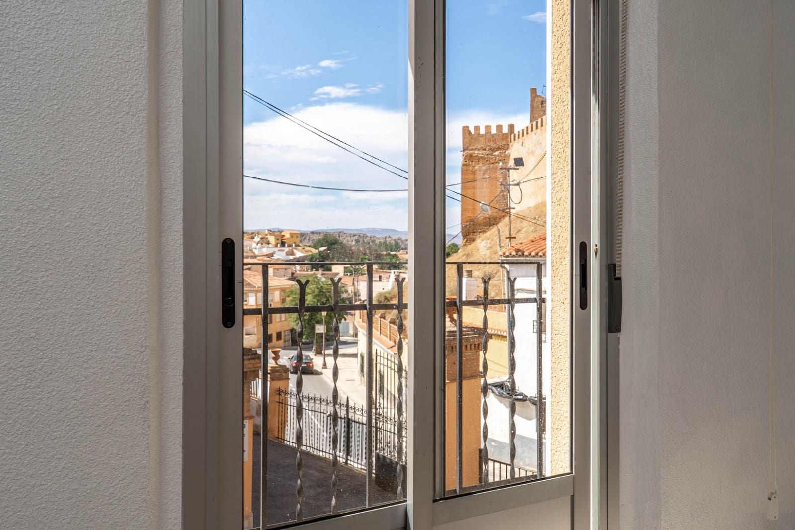 11 sypialnia Apartament na sprzedaż w Guadix z garażem - 300 000 € (Ref: 9524758)