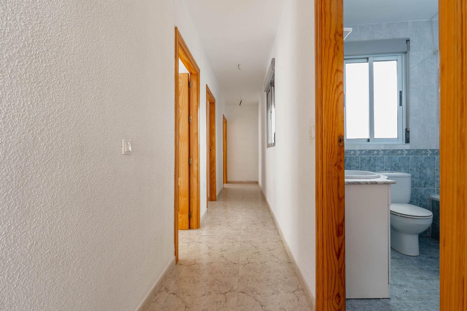 11 sypialnia Apartament na sprzedaż w Guadix z garażem - 300 000 € (Ref: 9524758)