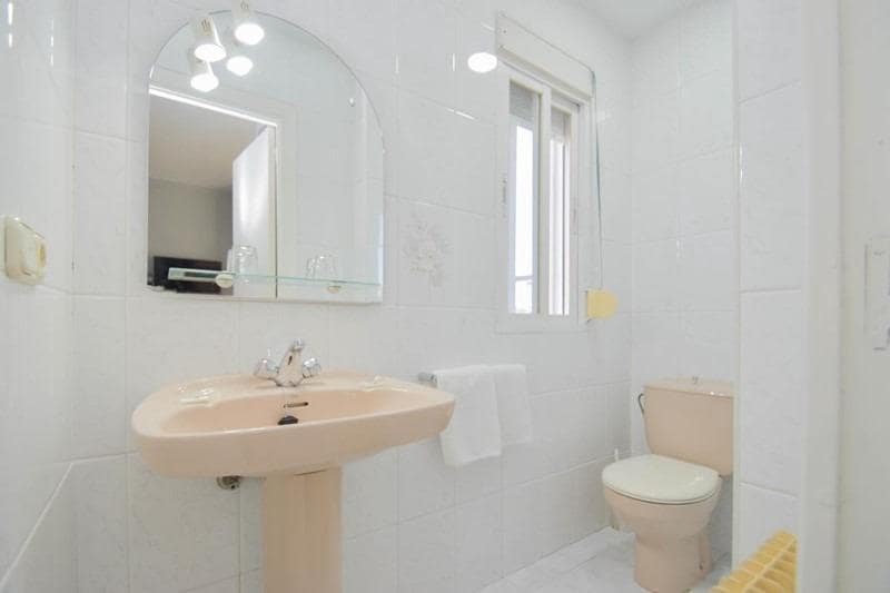 Kommersiell till salu i Santa Fe - 400 000 € (Ref: 9541080)