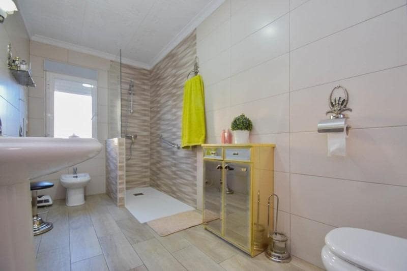 Kommersiell till salu i Santa Fe - 400 000 € (Ref: 9541080)