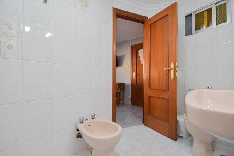 Kommersiell till salu i Santa Fe - 400 000 € (Ref: 9541080)