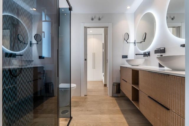 3 Zimmer Reihenhaus zu verkaufen in Albolote mit Garage - 385.000 € (Ref: 9541081)