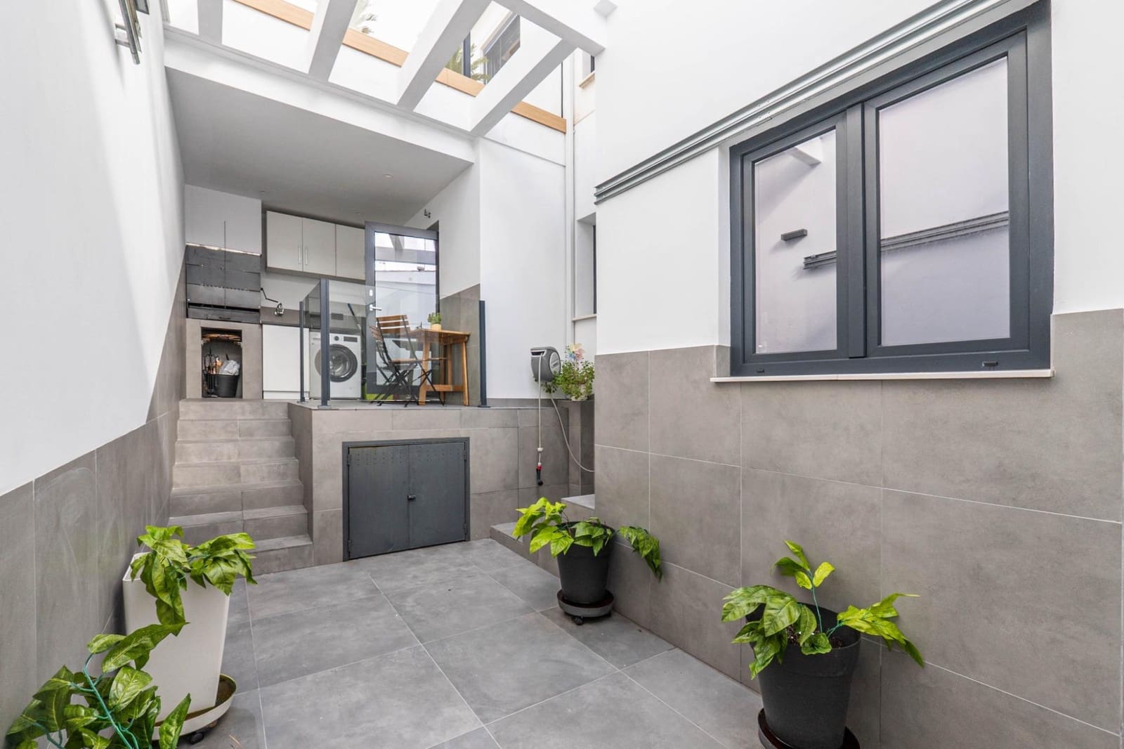 3 Zimmer Reihenhaus zu verkaufen in Albolote mit Garage - 385.000 € (Ref: 9541081)