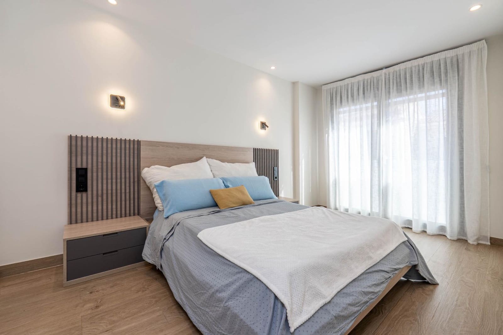 3 Zimmer Reihenhaus zu verkaufen in Albolote mit Garage - 385.000 € (Ref: 9541081)