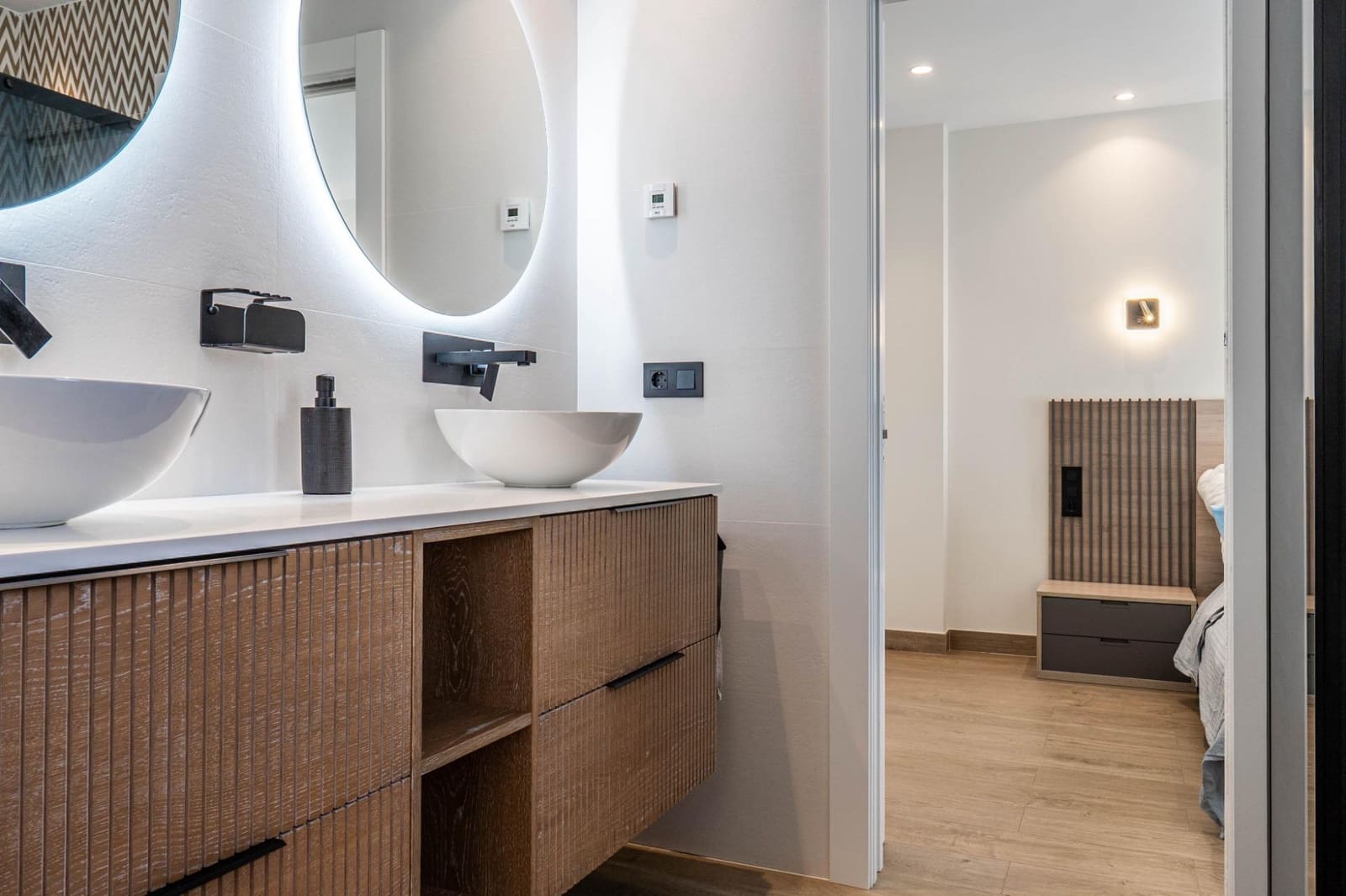 3 Zimmer Reihenhaus zu verkaufen in Albolote mit Garage - 385.000 € (Ref: 9541081)