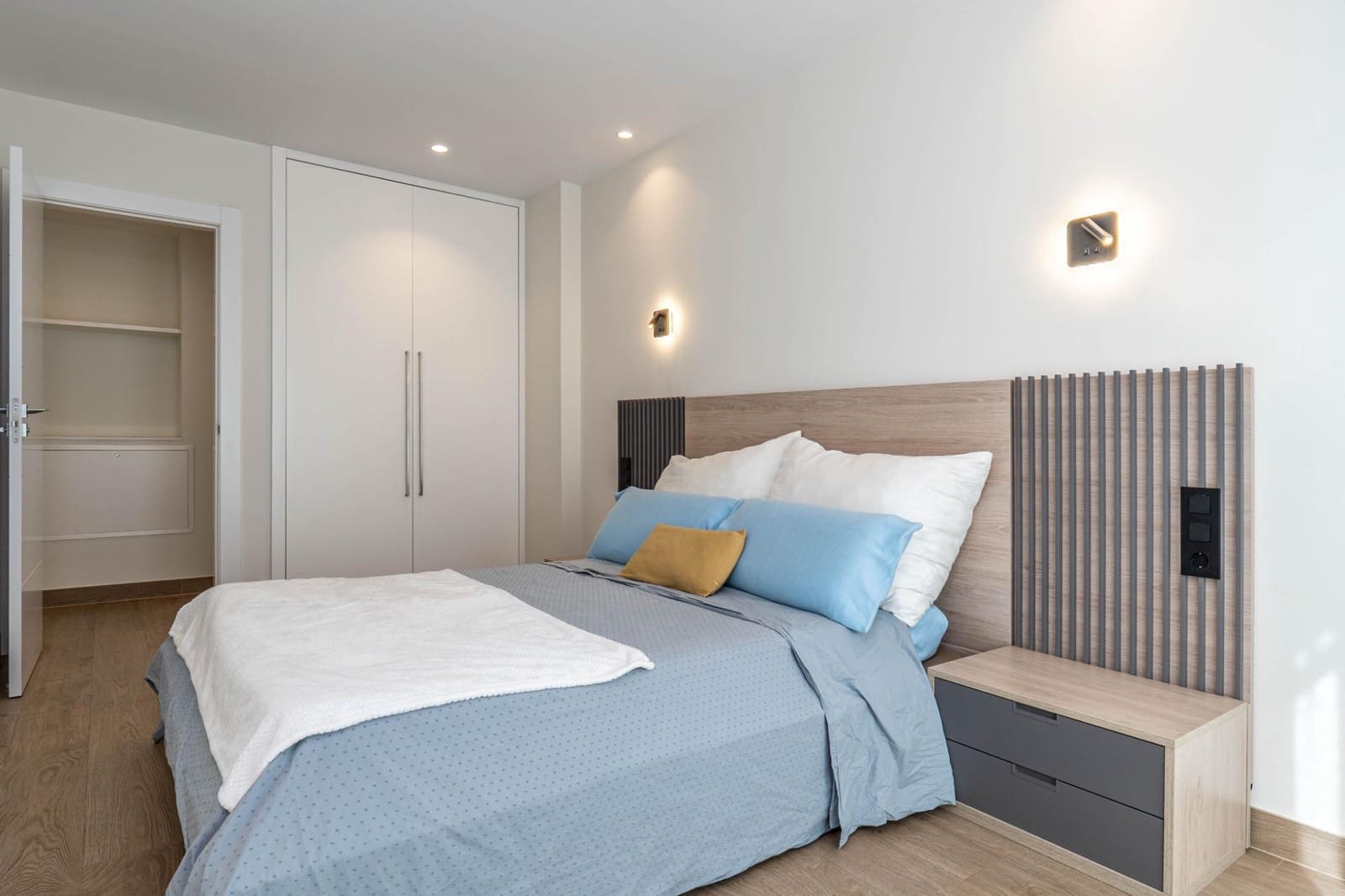 3 Zimmer Reihenhaus zu verkaufen in Albolote mit Garage - 385.000 € (Ref: 9541081)