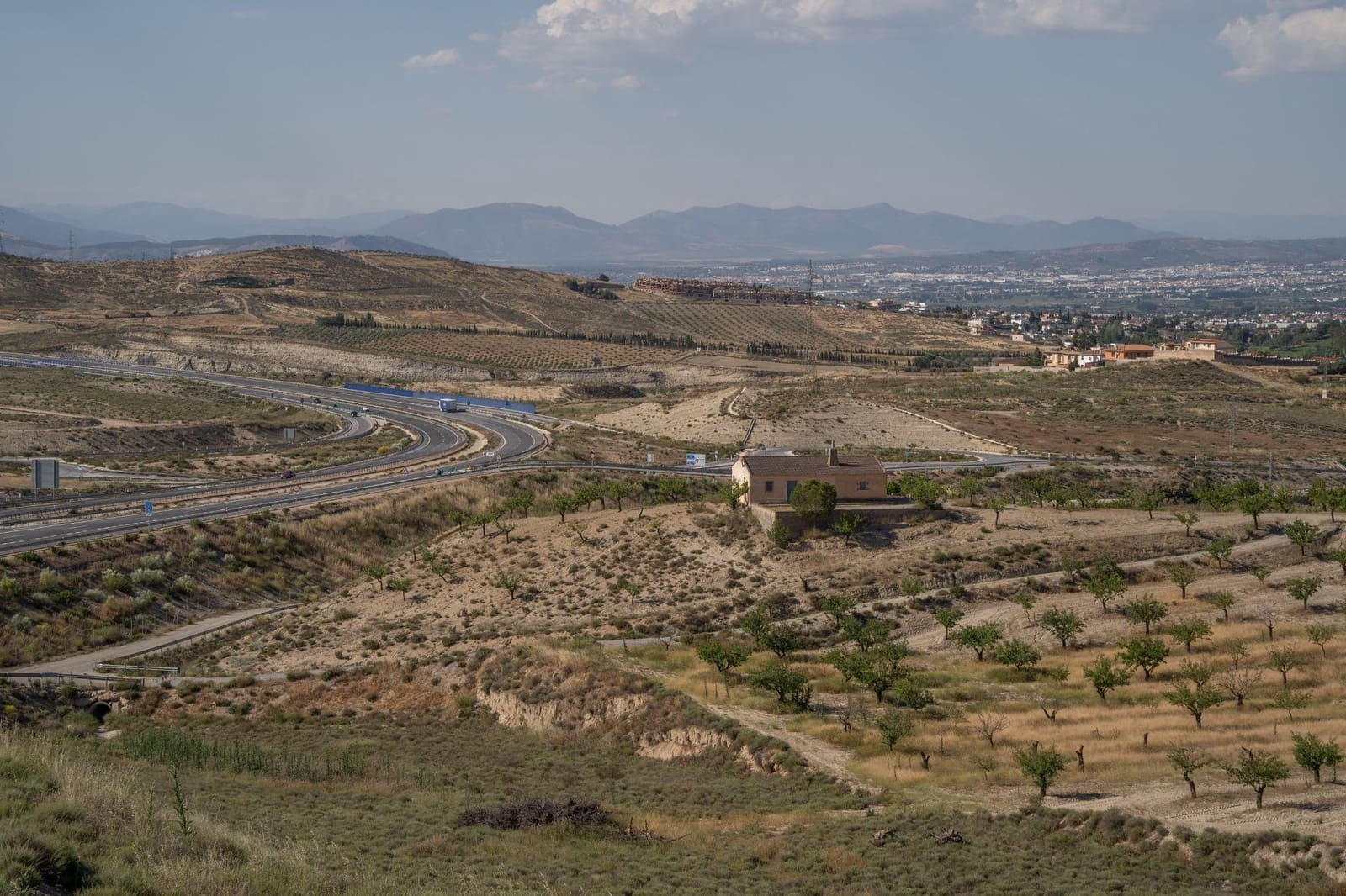 Grunde uden byggetilladelser til salg i Alhendin - € 102.000 (Ref: 9548164)