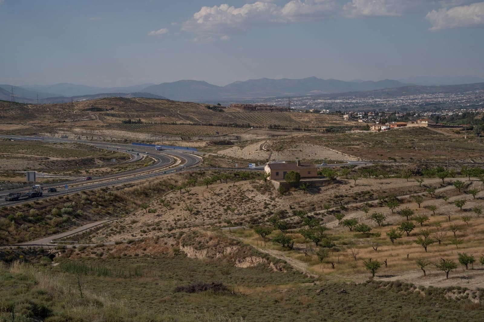 Grunde uden byggetilladelser til salg i Alhendin - € 102.000 (Ref: 9548164)