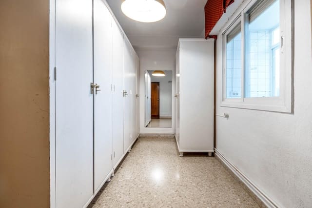 3 sovrum Lägenhet till salu i Figares, Granada stad med garage - 620 000 € (Ref: 9551460)