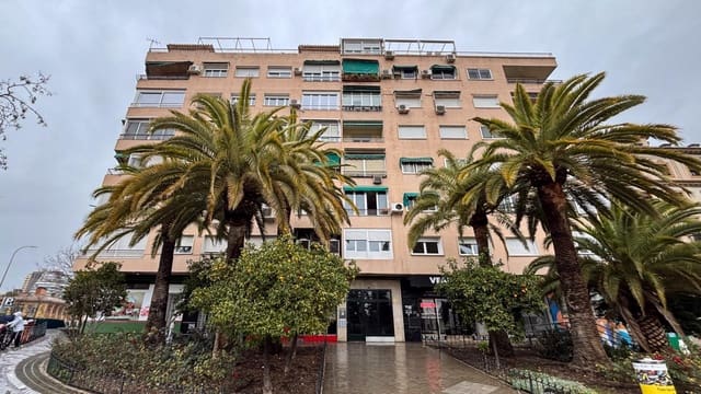 4 soverom Leilighet til salgs i Granada by med garasje - € 548 000 (Ref: 9555818)