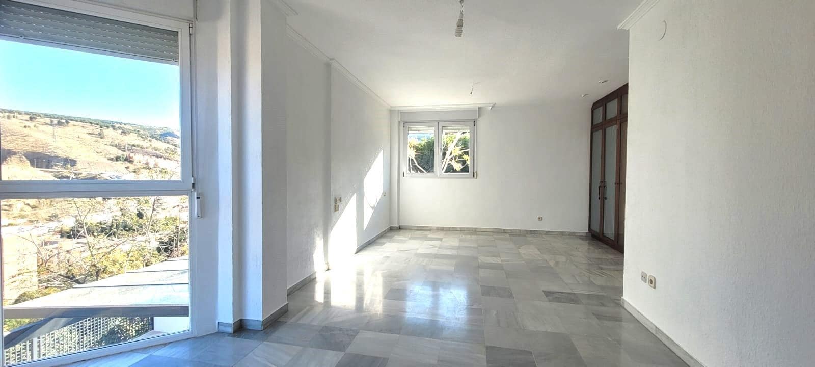 5 sovrum Villa till salu i Granada stad - 660 000 € (Ref: 9561765)