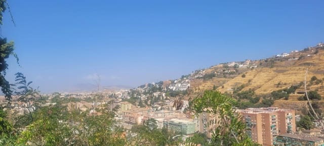 5 sovrum Villa till salu i Granada stad - 660 000 € (Ref: 9561765)