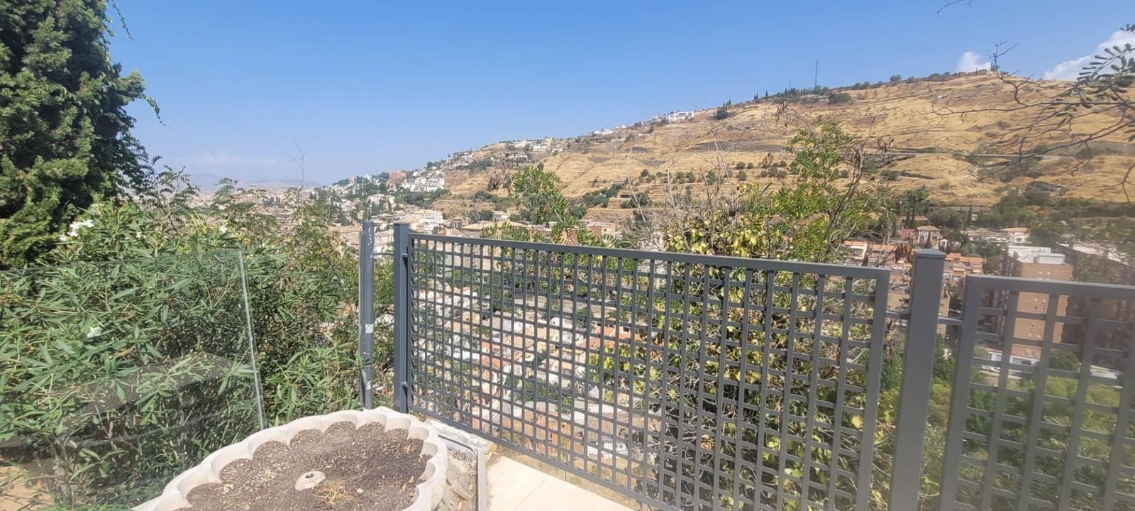 5 sovrum Villa till salu i Granada stad - 660 000 € (Ref: 9561765)