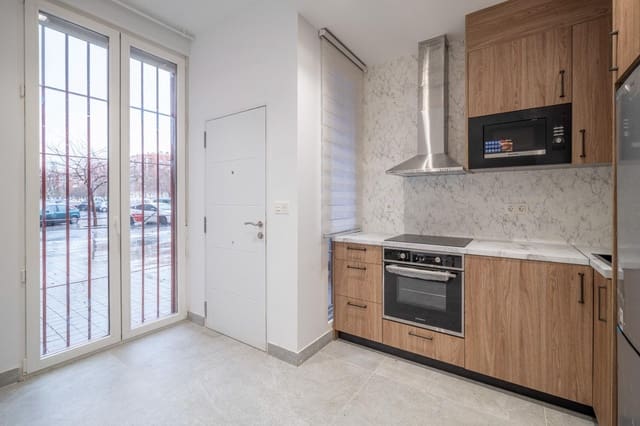 1 sovrum Lägenhet till salu i Granada stad - 135 000 € (Ref: 9571149)