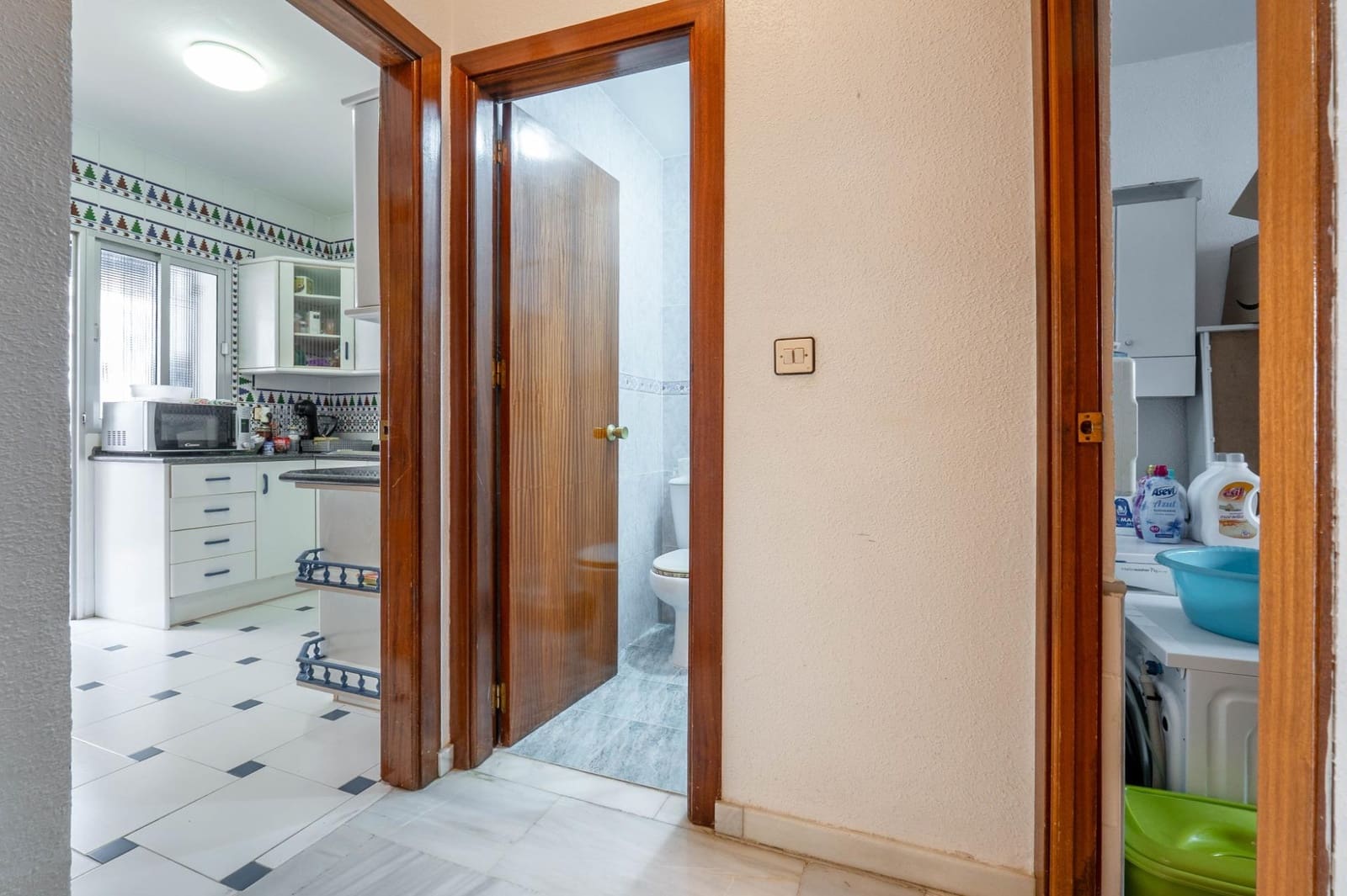 4 makuuhuone Rivitalo myytävänä paikassa Santa Fe mukana 
autotalli - 220 000 € (Ref: 9582922)