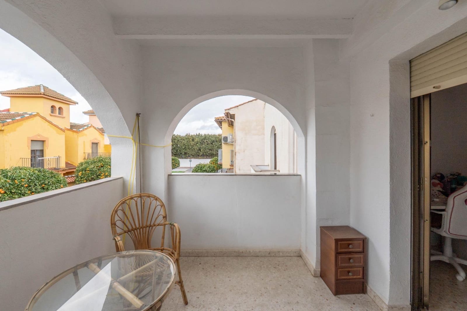 4 makuuhuone Rivitalo myytävänä paikassa Santa Fe mukana 
autotalli - 220 000 € (Ref: 9582922)