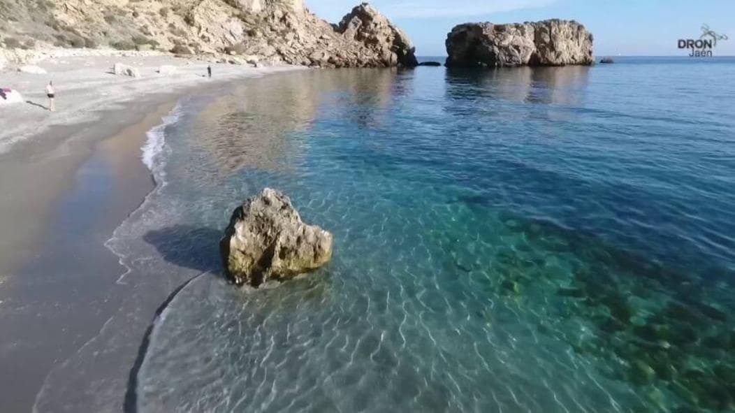 Adosado de 4 habitaciones en Carchuna en venta con piscina garaje - 219.000 € (Ref: 9586476)