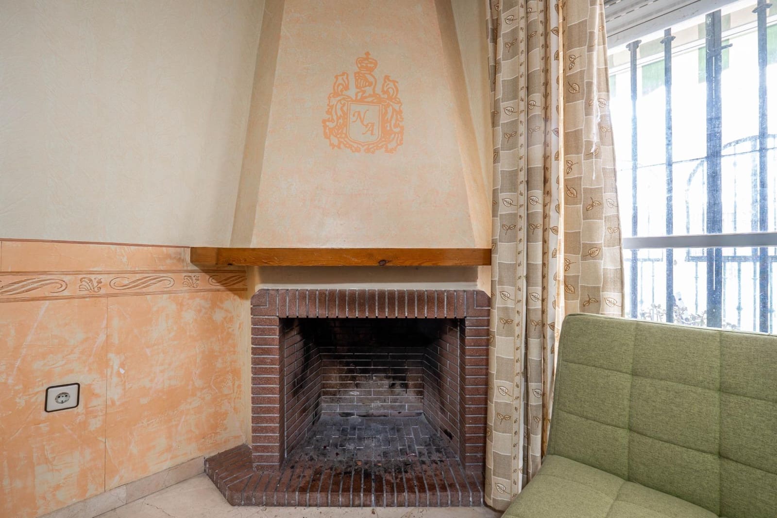 Adosado de 4 habitaciones en Carchuna en venta con piscina garaje - 219.000 € (Ref: 9586476)