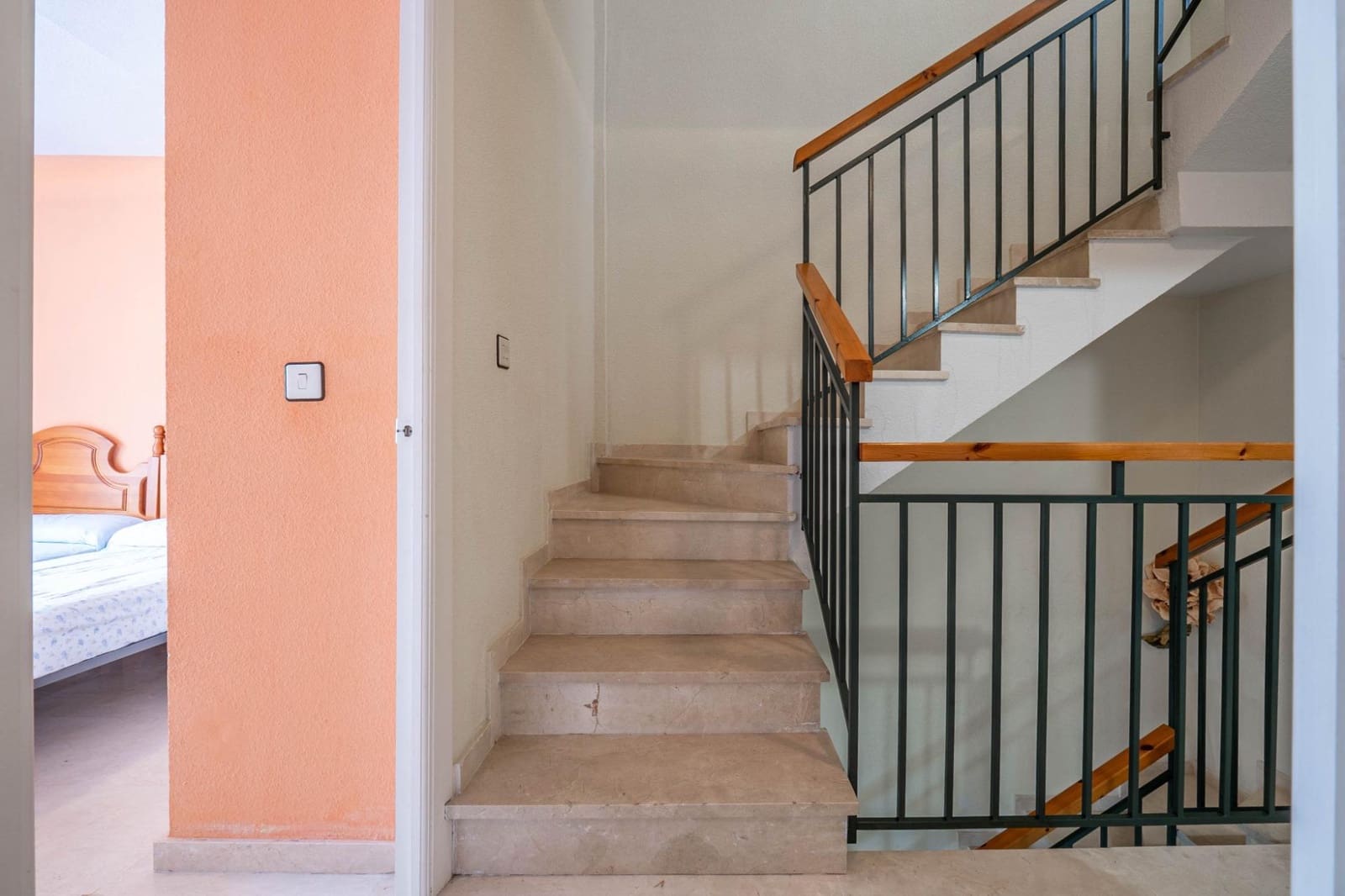 Adosado de 4 habitaciones en Carchuna en venta con piscina garaje - 219.000 € (Ref: 9586476)