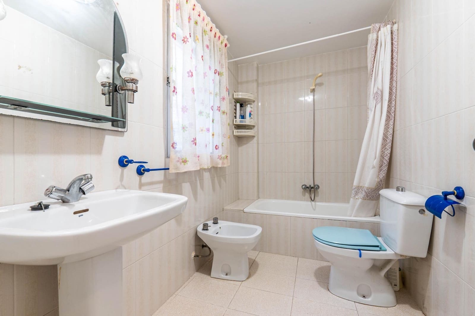 Adosado de 4 habitaciones en Carchuna en venta con piscina garaje - 219.000 € (Ref: 9586476)