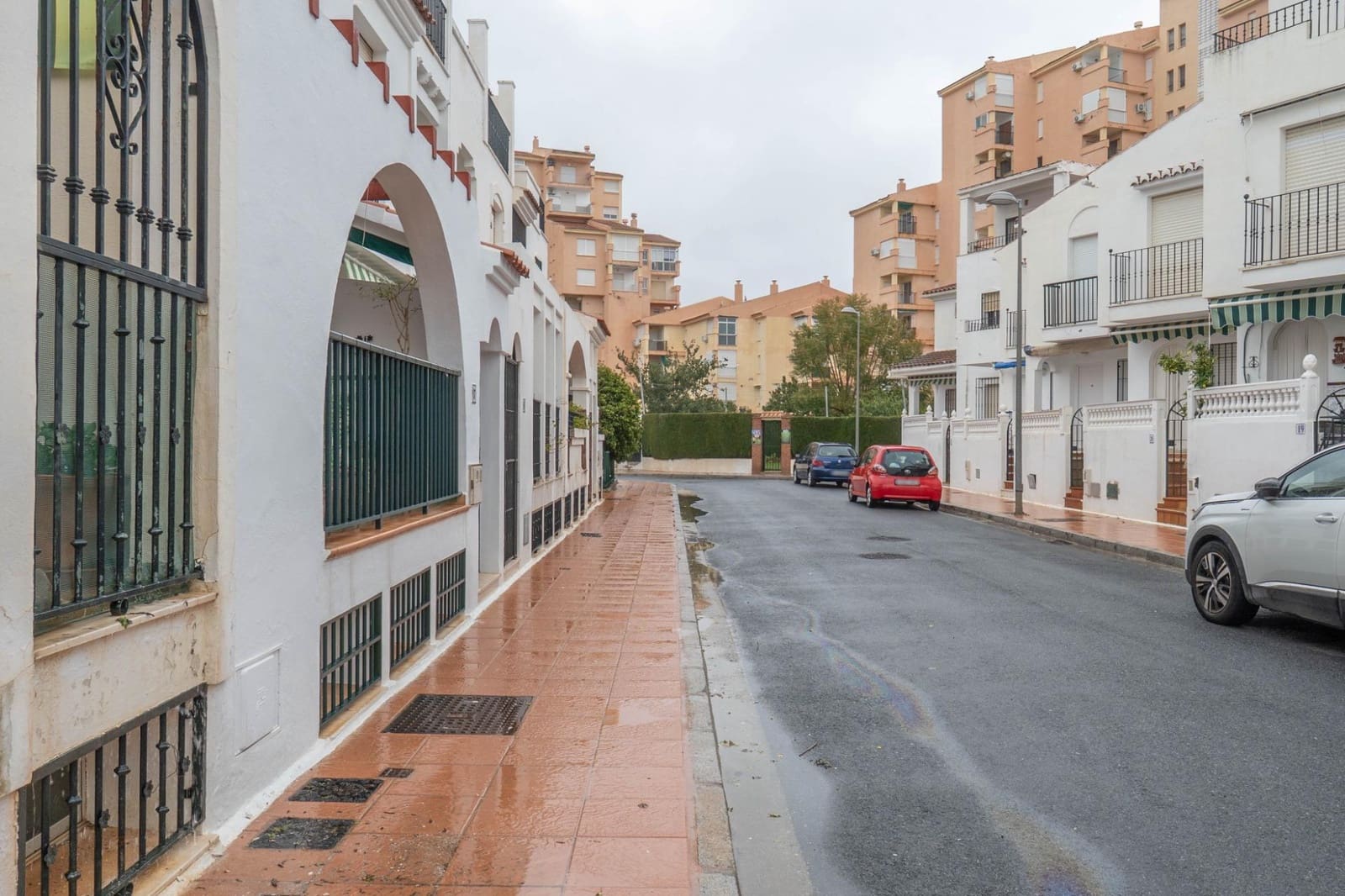 Adosado de 4 habitaciones en Carchuna en venta con piscina garaje - 219.000 € (Ref: 9586476)