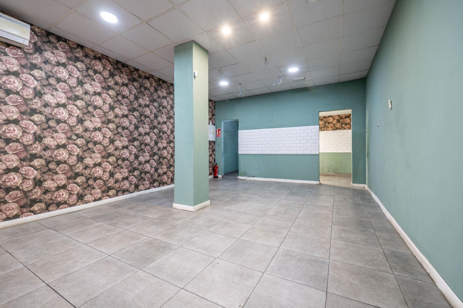 Kommersiell till salu i Armilla - 105 000 € (Ref: 9596096)