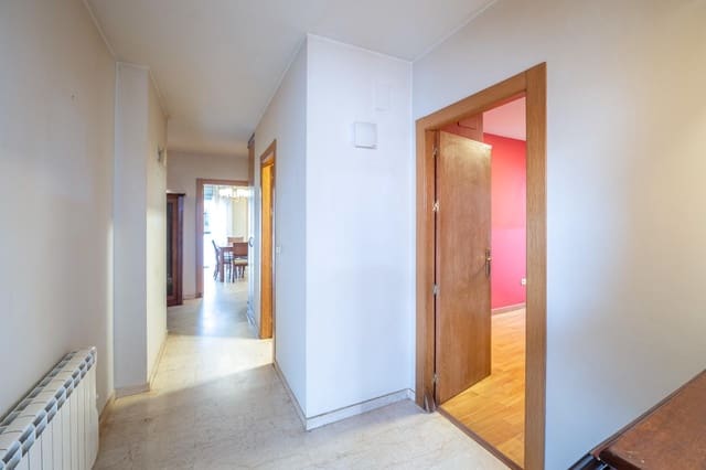 4 soverom Leilighet til salgs i Centro, Granada by med garasje - € 368 000 (Ref: 9596097)