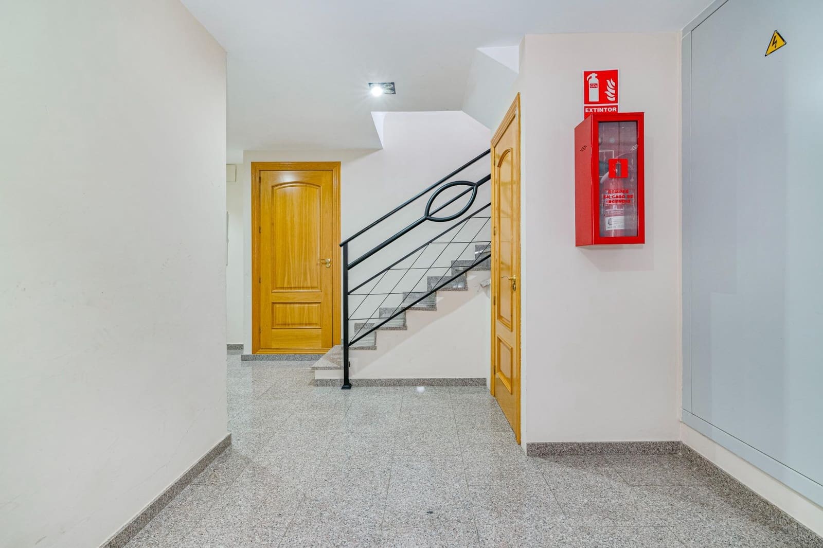 2 bedroom Apartment for sale in Padul - € 125,000 (Ref: 9599505)