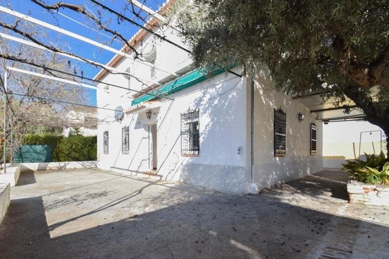 6 soveværelse Villa til salg i Monachil med swimmingpool garage - € 340.000 (Ref: 9599506)