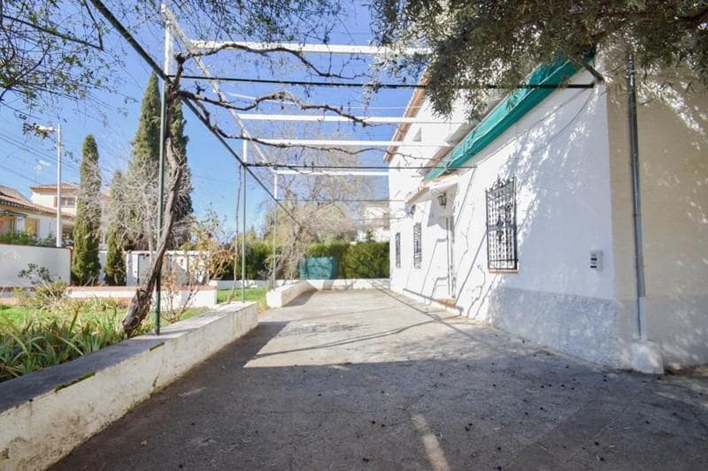 6 soveværelse Villa til salg i Monachil med swimmingpool garage - € 340.000 (Ref: 9599506)