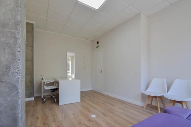 2 sypialnia Komercyjne na sprzedaż w Zaidin, Miasto Grenada - 135 000 € (Ref: 9604950)