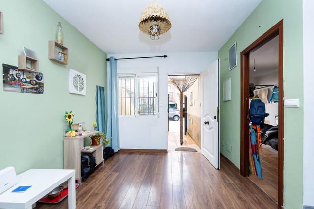 3 slaapkamer Rijtjeshuis te koop in Atarfe met garage - € 144.900 (Ref: 9604951)