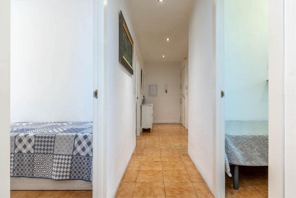 Piso de 4 habitaciones en Granada ciudad en venta - 265.000 € (Ref: 9604952)