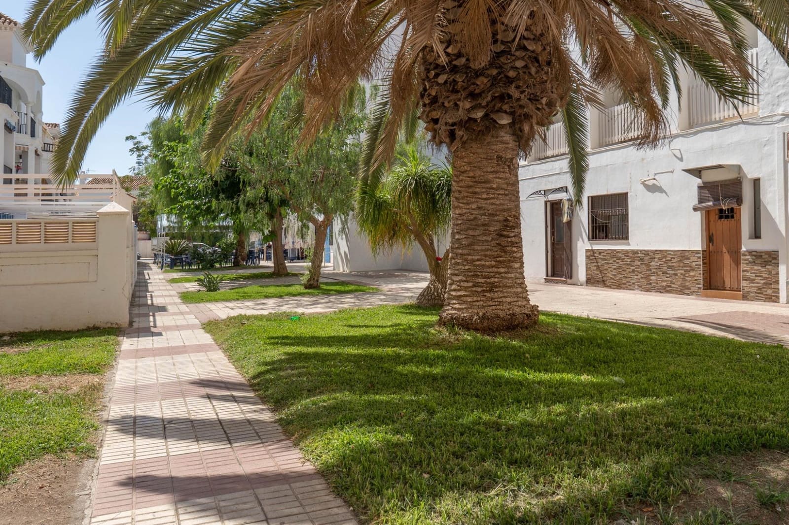 2 sovrum Lägenhet till salu i Calahonda med garage - 175 000 € (Ref: 9604953)