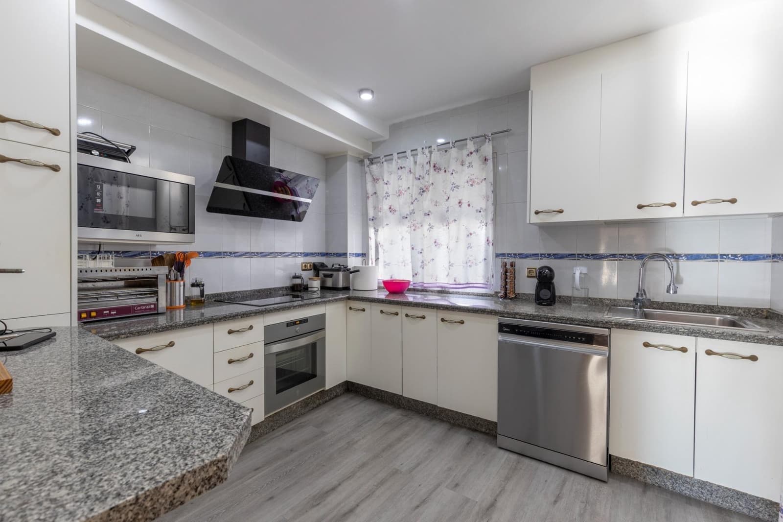 3 slaapkamer Flat te koop in Armilla - € 207.000 (Ref: 9611511)